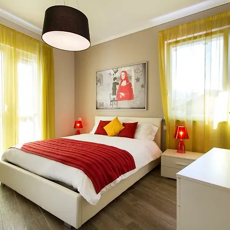 New La Lombarda City Center 2 Апартаменты