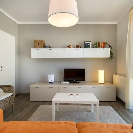 New La Lombarda City Center 2 Apartment *