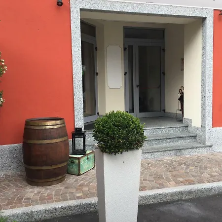 New La Lombarda City Center 2 * Стреза